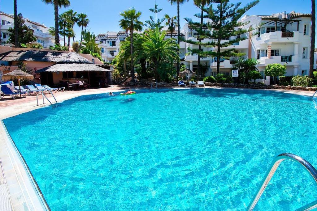 Stylish One Bed Apartment At Matchroom Country Club Fuengirola Exterior foto